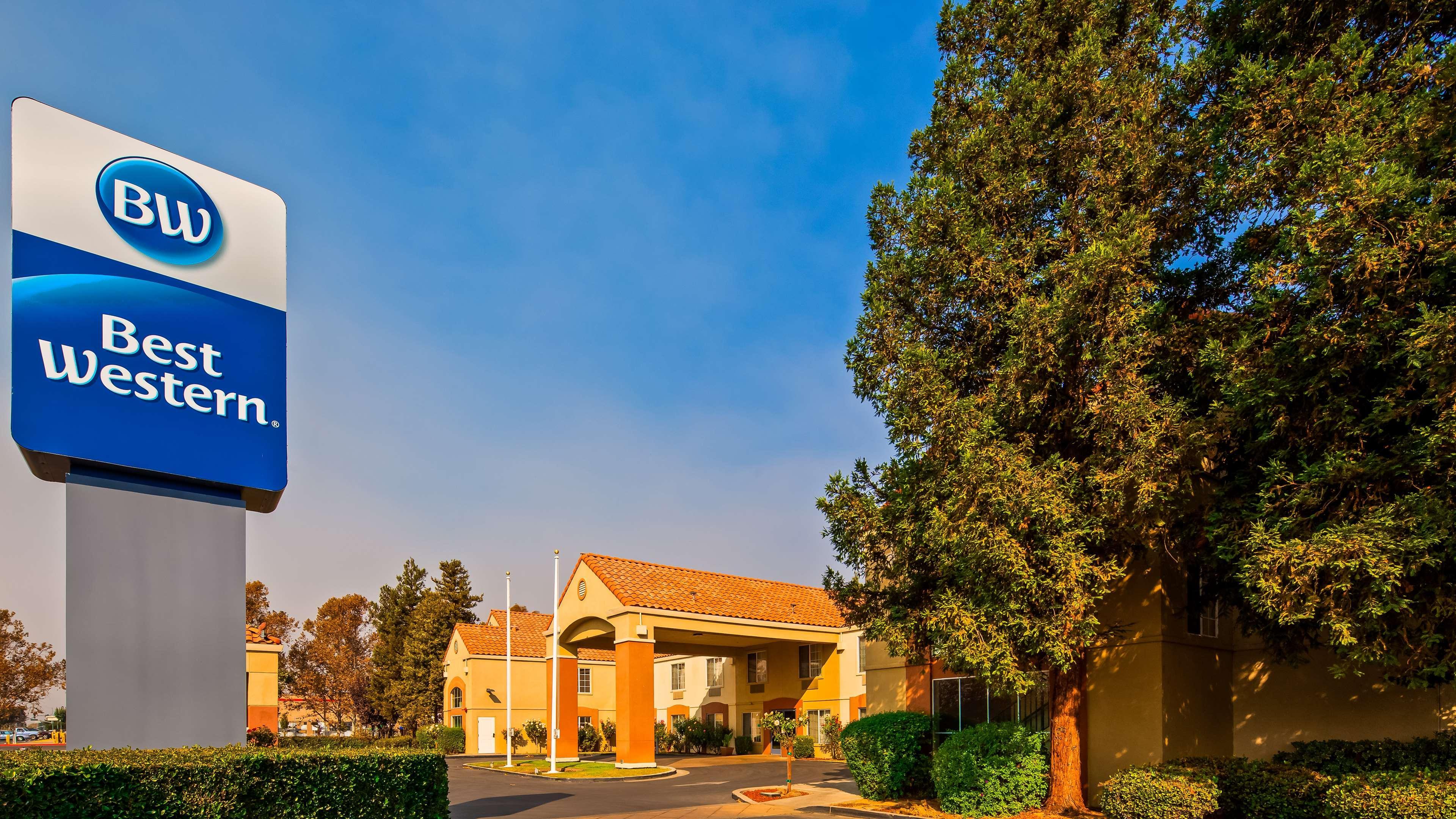 Best Western Brentwood Inn Экстерьер фото